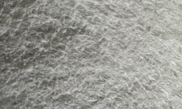 シモンズのポケットコイルの不織布の画像